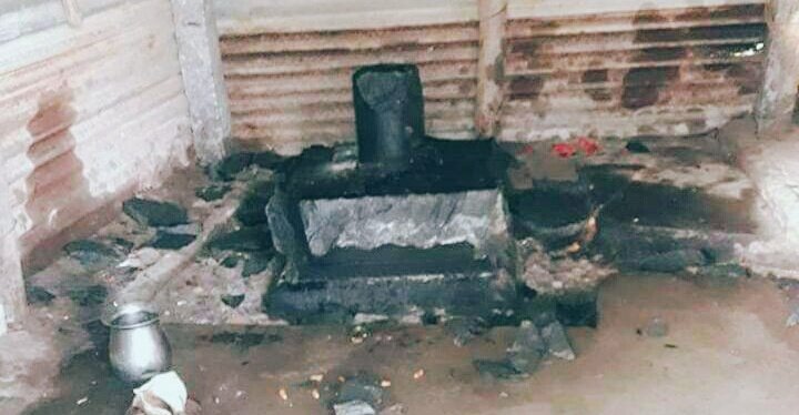 திருக்கழுக்குன்றத்தில் ஆயிரம் ஆண்டு பழைமை வாய்ந்த சிவலிங்கம் சேதம்