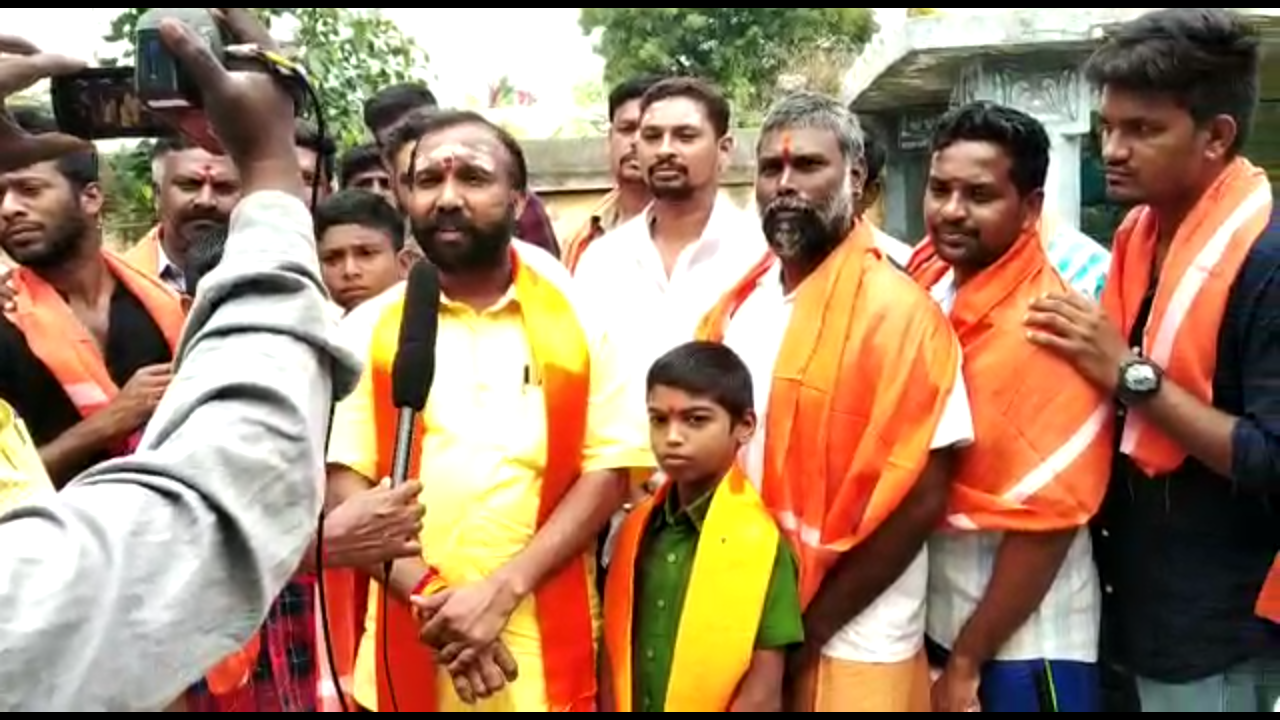 இந்து மக்கள் கட்சியினர் ஆங்கில புத்தாண்டு கொண்டாட்டத்தை புறக்கணிக்க  உறுதிமொழி