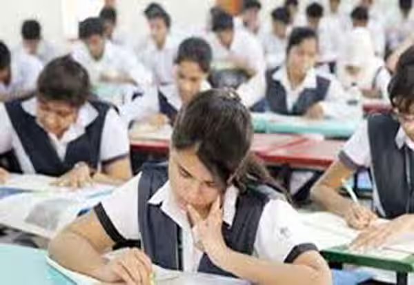 CBSE 10 மற்றும் பிளஸ் 2: மார்ச் 3 தேர்வுகள் மாற்றம் – புதிய தேதிகள் அறிவிப்பு