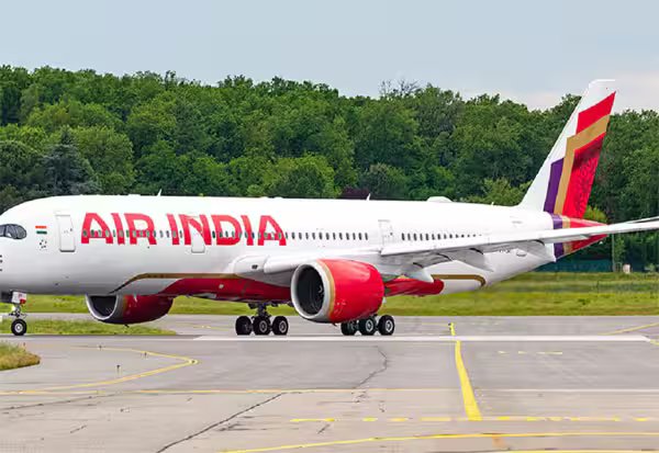 ஆல்கஹால் வாசனை: ஏர் இந்தியா விமானி கனடாவில் பிடிபட்ட சம்பவம்