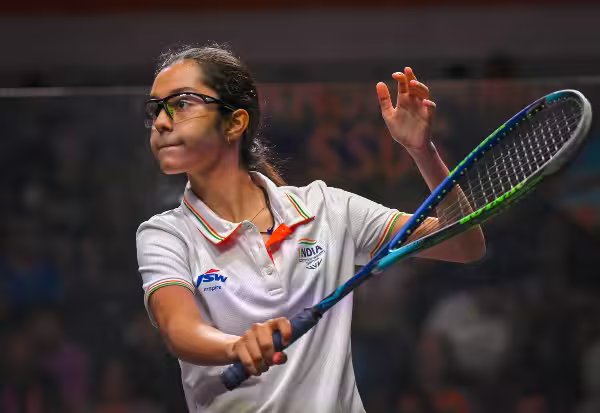 இந்திய ஸ்க்வாஷ் வீரர் அனாஹத் சிங் பிரிட்டிஷ் ஜூனியர் ஓபன் பைனல் தாக்கம்