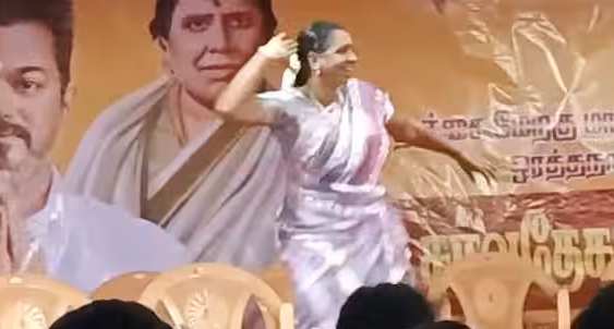 தஞ்சையில் விழா நடனம் விவகாரம்: தலைமையாசிரியை இடைநீக்கம்